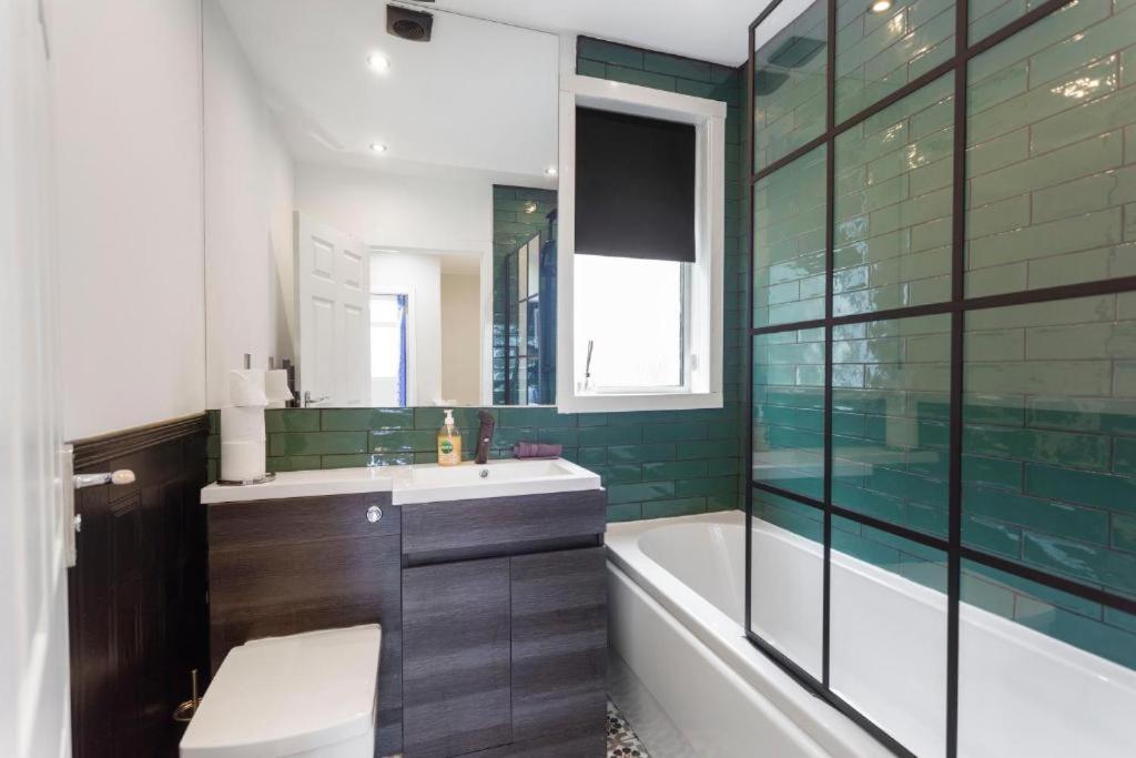 Apartament Stylish 3 Bed Edinburgh Abode-Parking And Garden Zewnętrze zdjęcie