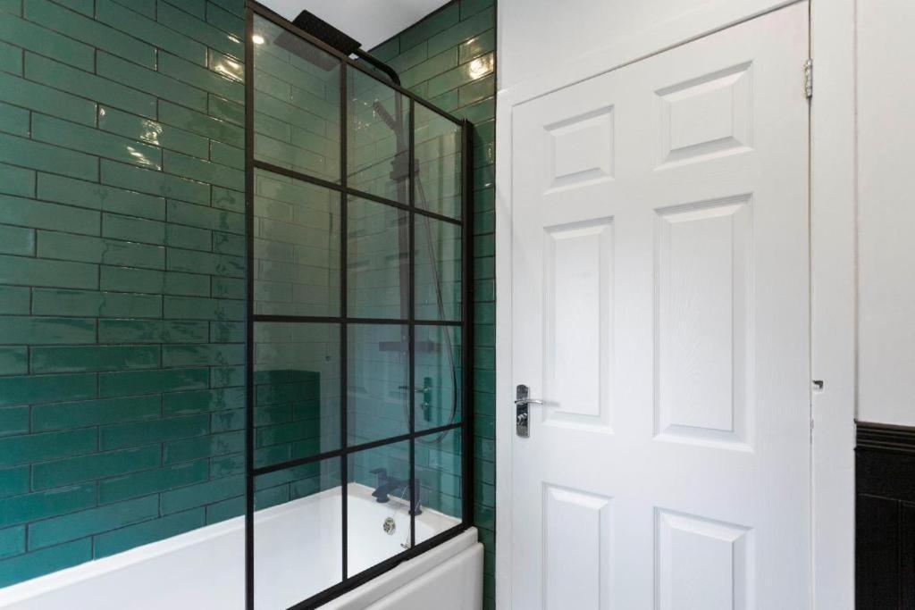 Apartament Stylish 3 Bed Edinburgh Abode-Parking And Garden Zewnętrze zdjęcie